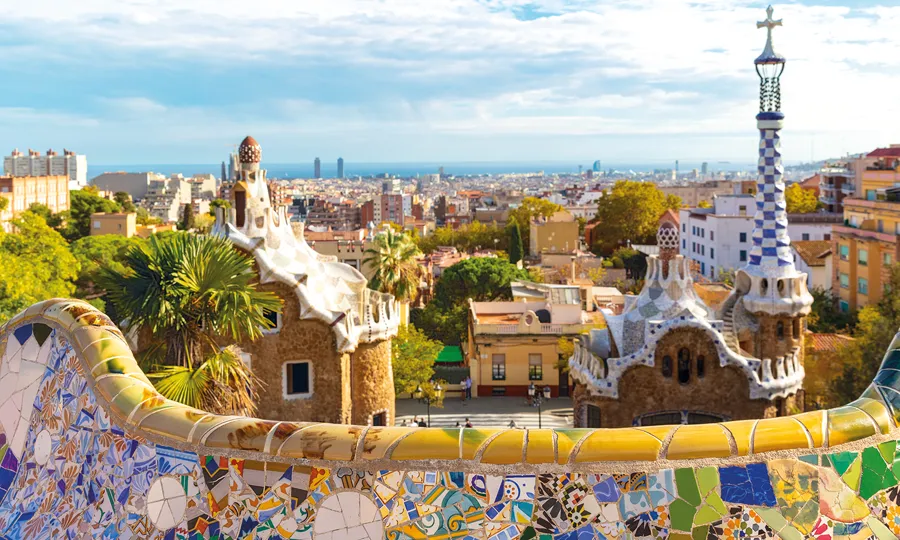 Vue panoramique du Park Guëll de la ville de Barcelone en Espagne